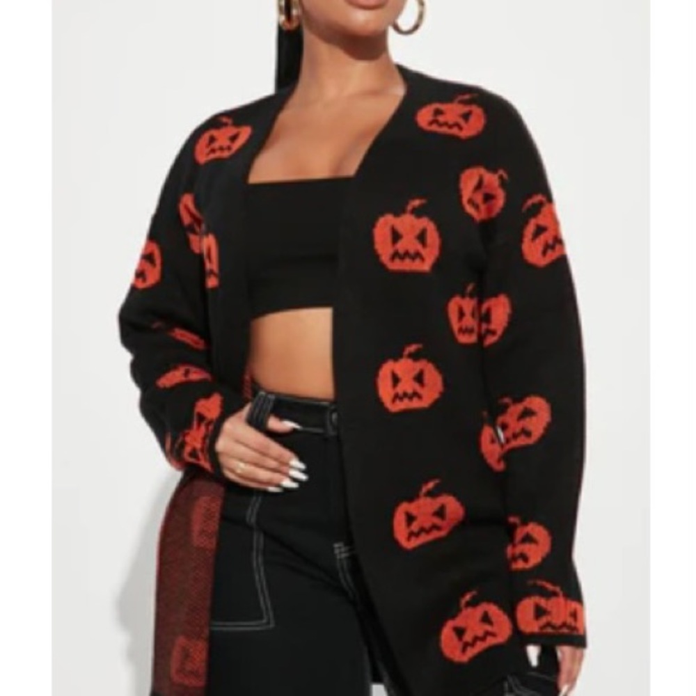 Fashion nova Halloween pumpkin cardigan!